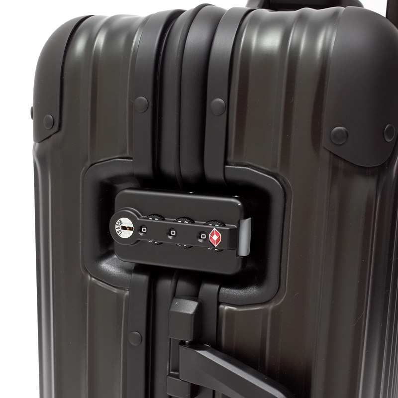 リモワ(RIMOWA)専門通販サイト スーツケースマニア