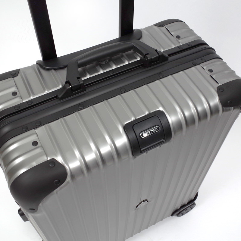リモワスーツケース 日本で唯一のリモワRIMOWAのスーツケース専門店です。東京都