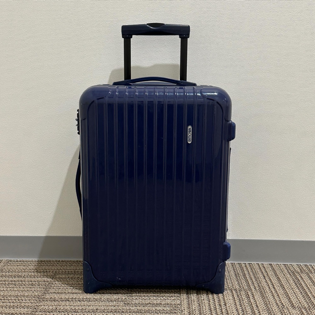 RIMOWA　サルサ　35L　2輪　キャリーケース　マットブラック　機内持ち込み