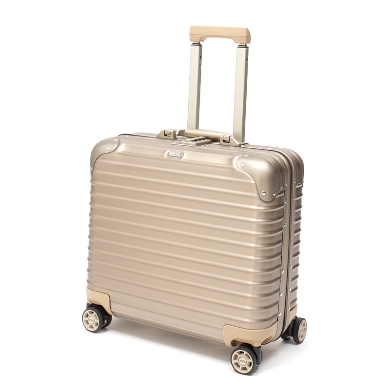 リモワ トパーズ チタニウム 923.40.03.4 アウトレット商品 26リットル