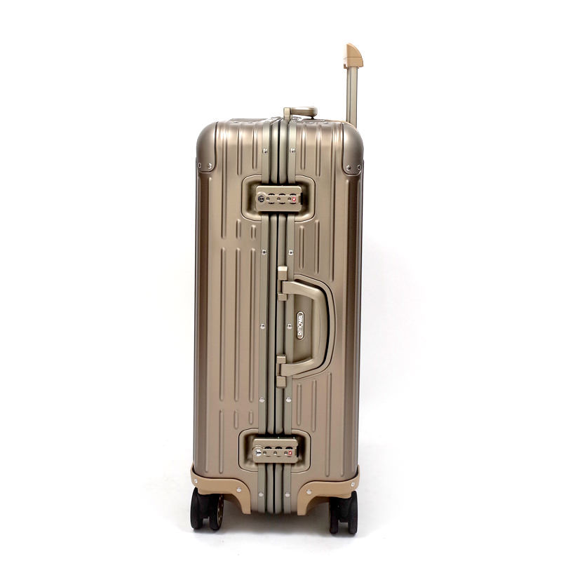 リモワ トパーズ チタニウム 在庫商品 924.63.03.4 68リットル 4輪 | リモワ(RIMOWA)専門通販サイト スーツケースマニア
