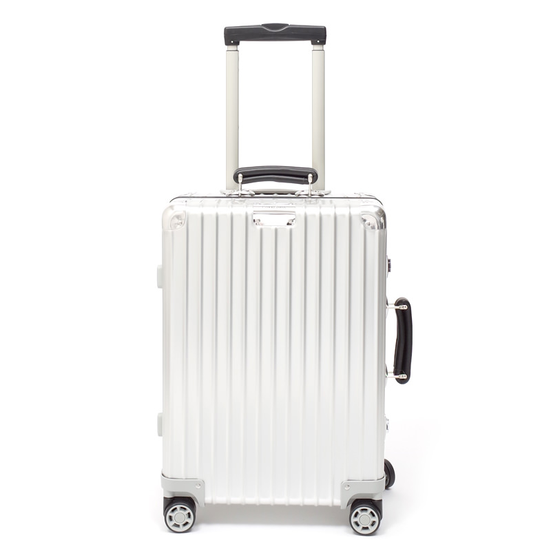 RIMOWA ３３Ｌ  復刻限定　正規品　１９５０個販売の５５？番です！