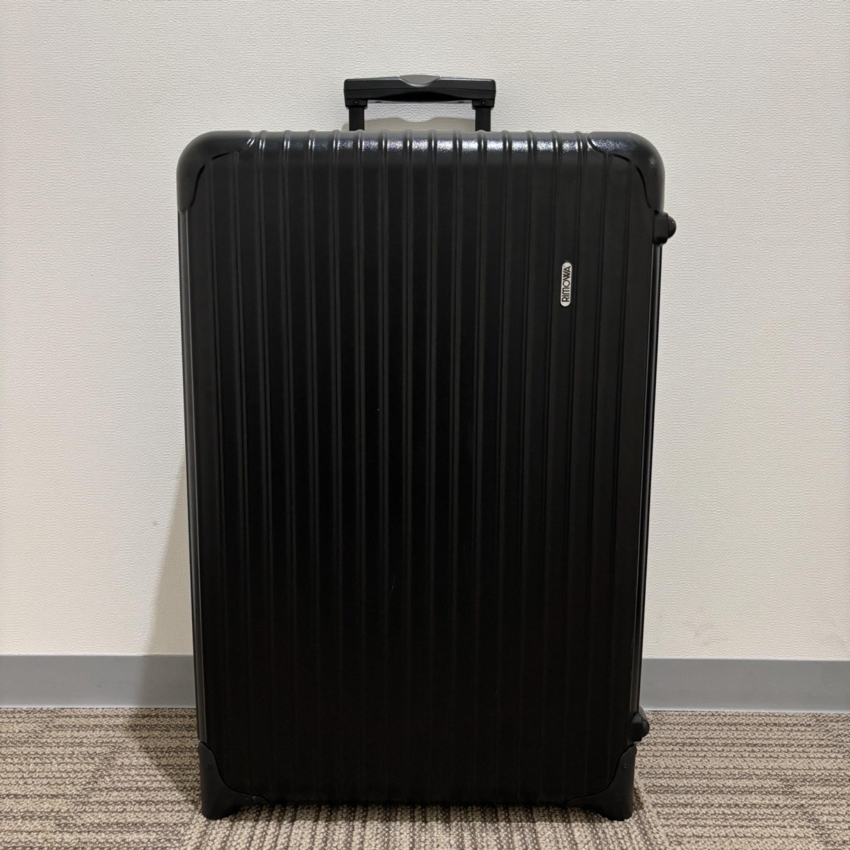 リモワ エッセンシャル (サルサ)　811.70-4　78リットル　中古美品　2輪