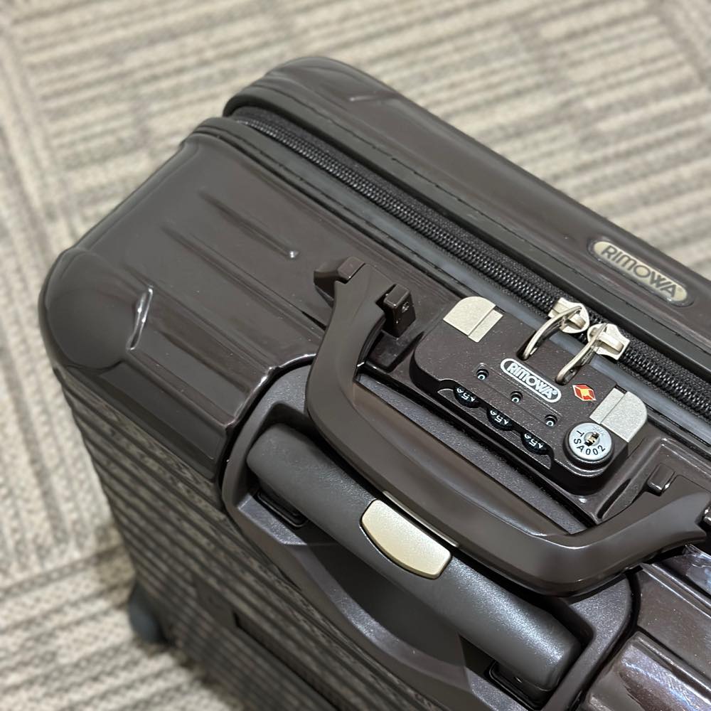 ジャンクRIMOWA SALSA 104L RIMOWA SALSA DELUXE 104L RIMOWA SALSA ジャンク品 訳あり ジャンク
