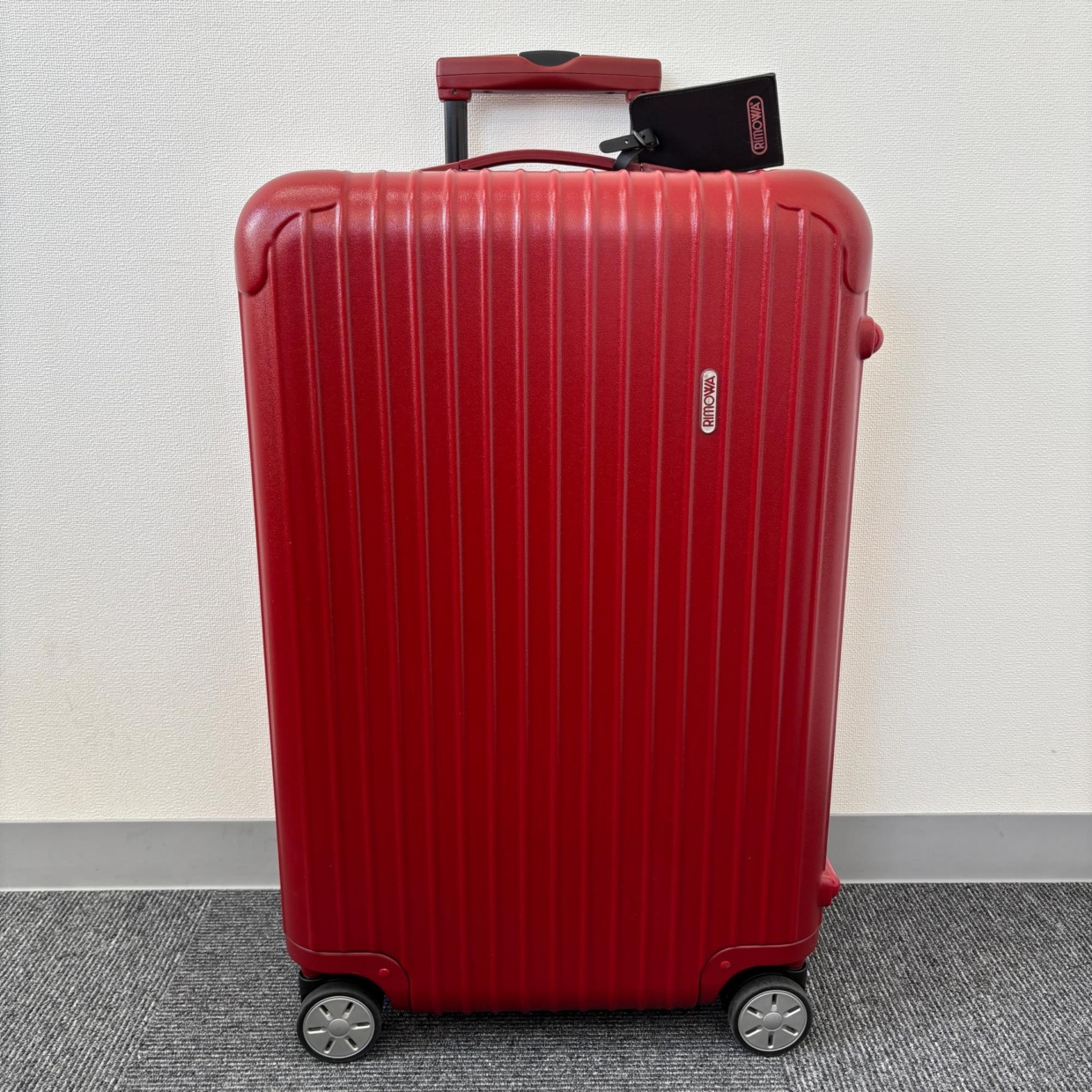 リモワ　サルサ(エッセンシャル)　875.63　アウトレット品　61リットル